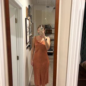 NWT bias cut Terra cotta / orange adjustable sleeve by tie